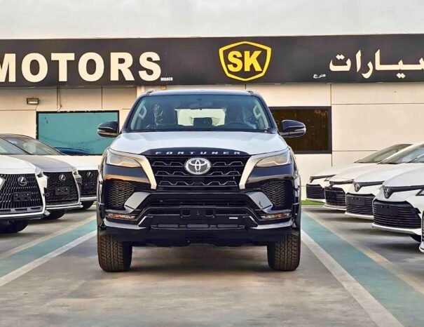 TOYOTA FORTUNER SR5 2025 БЕНЗИНОВЫЙ V4 2.7L A/T