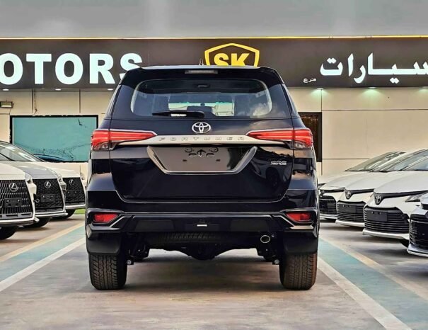 TOYOTA FORTUNER SR5 2025 БЕНЗИНОВЫЙ V4 2.7L A/T