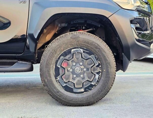TOYOTA HILUX GR SPORT 2024 БЕНЗИН V6 4.0L A/T