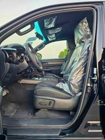 TOYOTA HILUX Image 8