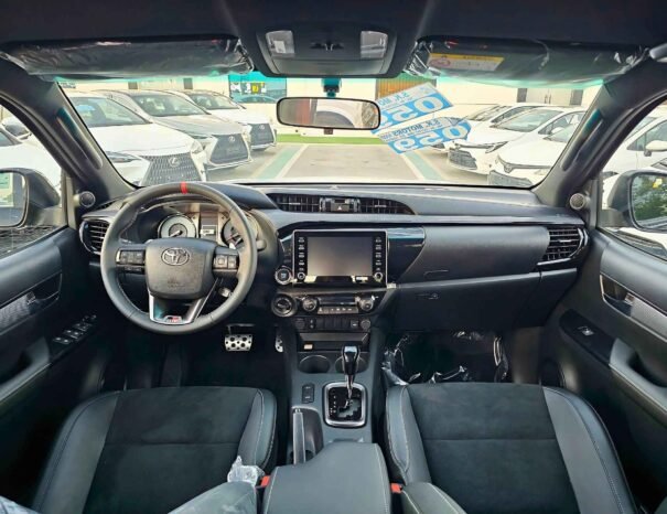 TOYOTA HILUX GR SPORT 2024 БЕНЗИН V6 4.0L A/T