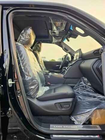 TOYOTA LANDCRUISER Image 14