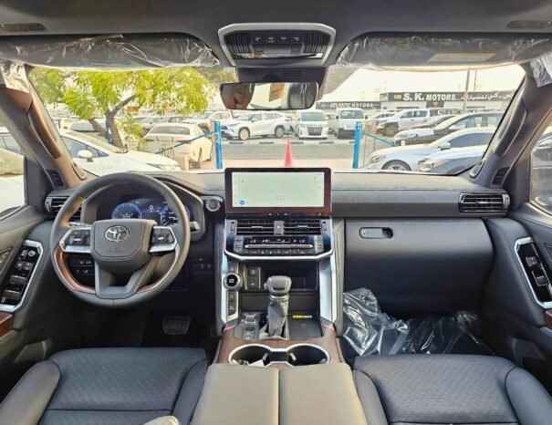 TOYOTA LANDCRUISER LC300 VX 2025 PETROL V6 4.0L A/T
