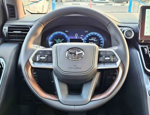 TOYOTA LANDCRUISER LC300 VX 2025 PETROL V6 4.0L A/T