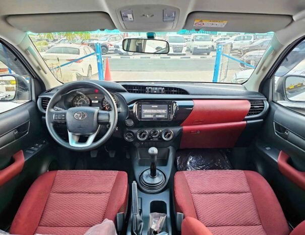 TOYOTA HILUX УЗКИЙ КУЗОВ ДВОЙНАЯ КАБИНА 2025 ДИЗЕЛЬ V4 М/Т