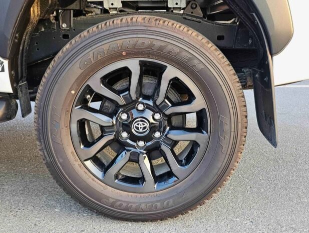 TOYOTA HILUX ADVENTURE 2024 DIESEL V4 2.8L A/T