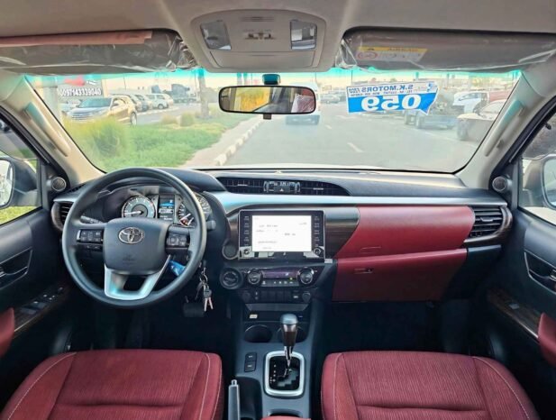 TOYOTA HILUX SR5 WIDE BODY 2024 DIESEL V4 2.8L A/T