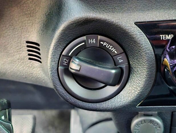 TOYOTA HILUX SR5 WIDE BODY 2024 DIESEL V4 2.8L A/T