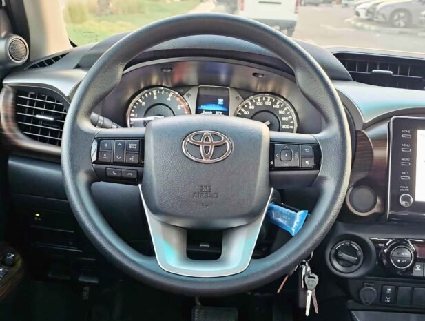 TOYOTA HILUX SR5 WIDE BODY 2024 DIESEL V4 2.8L A/T