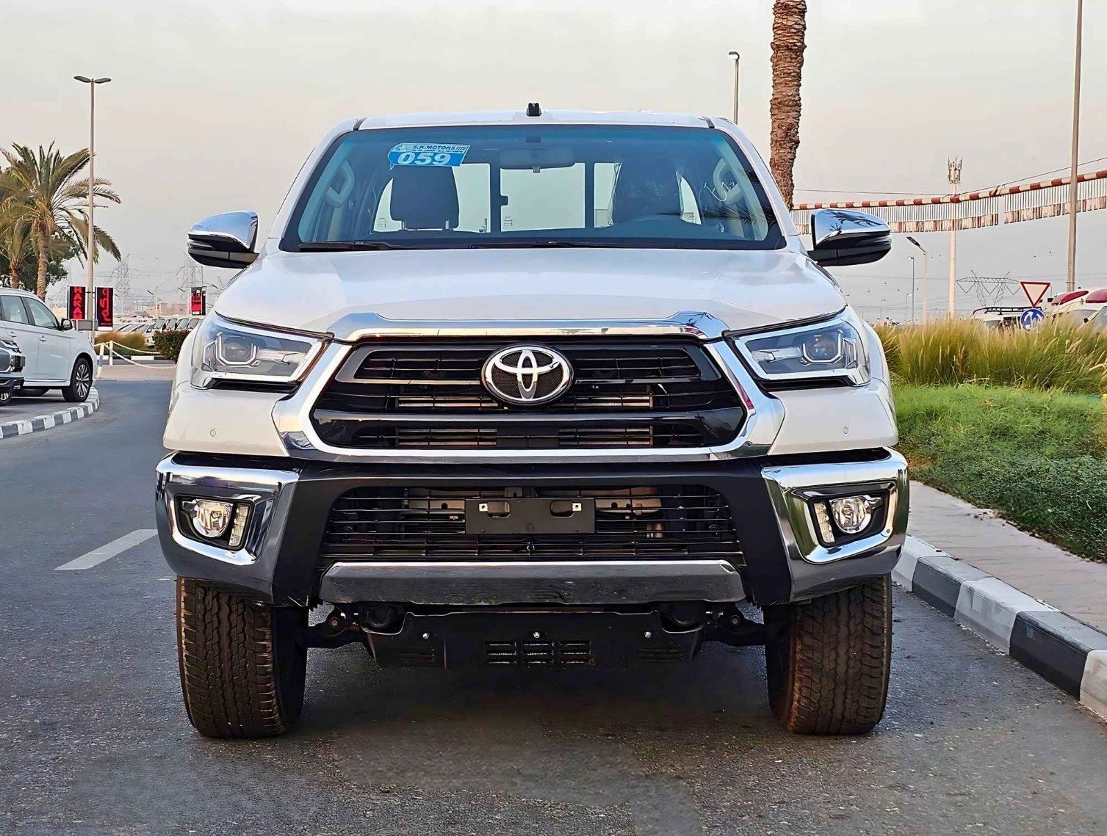 TOYOTA HILUX SR5 WIDE BODY 2024 DIESEL V4 2.8L A/T