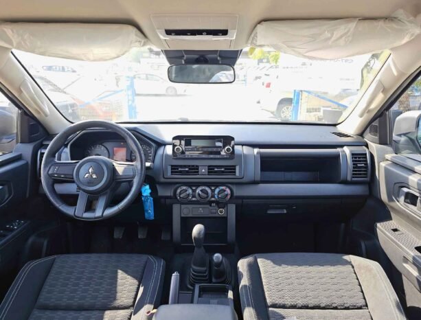 MITSUBISHI L200 GLX 2024 PETROL V4 2.4L M/T