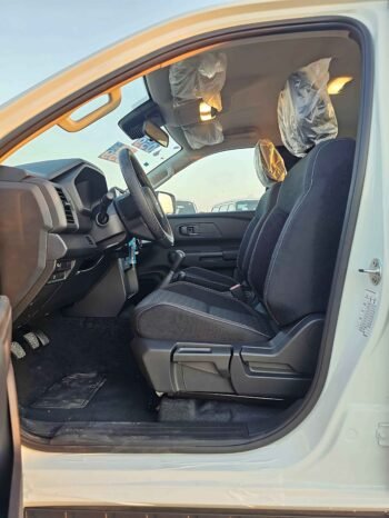 MITSUBISHI L200 Image 7