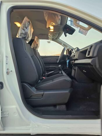 MITSUBISHI L200 Image 6