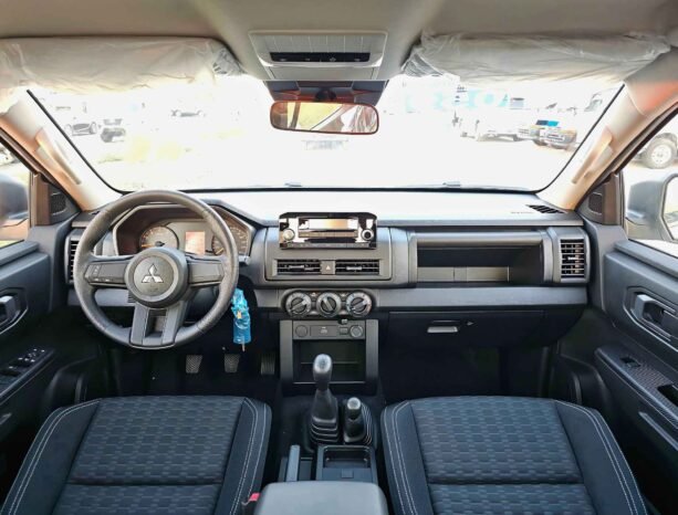 MITSUBISHI L200 GLX 2024 PETROL V4 2.4L M/T