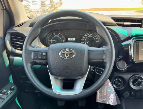 TOYOTA HILUX NARROW BODY 2025 DIESEL 2.4L V4 M/T