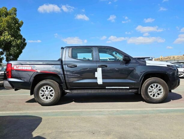 MITSUBISHI L200 GLX 2024 PETROL V4 2.4L M/T