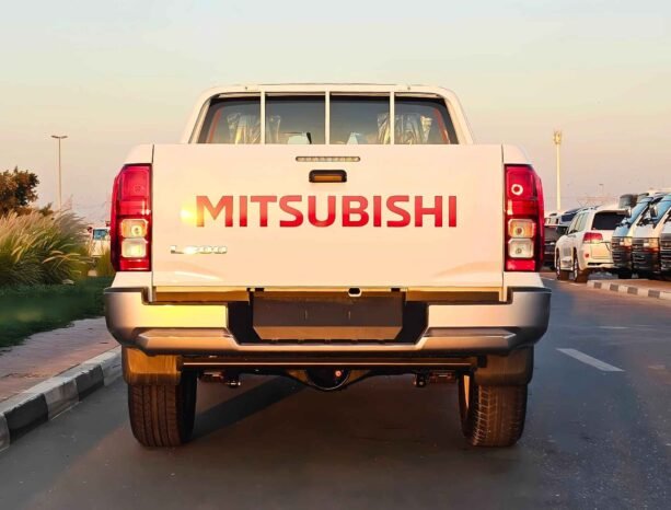 MITSUBISHI L200 GLX 2024 PETROL V4 2.4L M/T