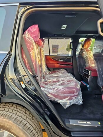LEXUS LX700 Image 13