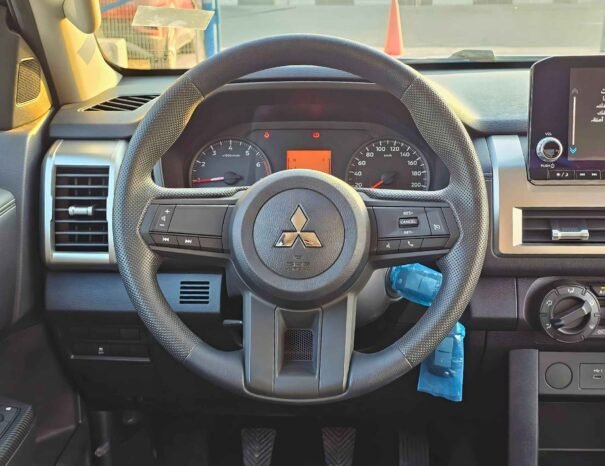 MITSUBISHI L200 GLX 2025 PETROL V4 2.4L M/T