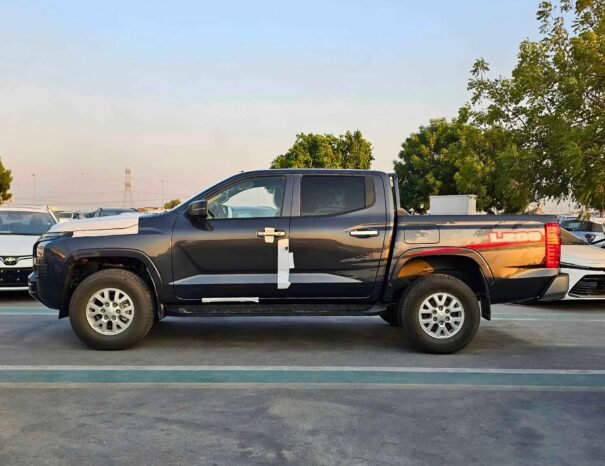 MITSUBISHI L200 GLX 2025 PETROL V4 2.4L M/T