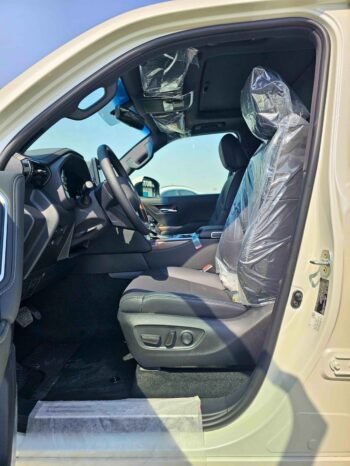 TOYOTA LANDCRUISER Image 12