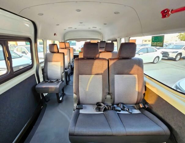 TOYOTA HIACE HIGHROOF 2026 ESSENCE V6 3,5 L A/T