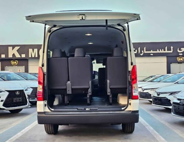 TOYOTA HIACE HIGHROOF DX PASSENGER 2026 DIESEL V4 2.8L M/T