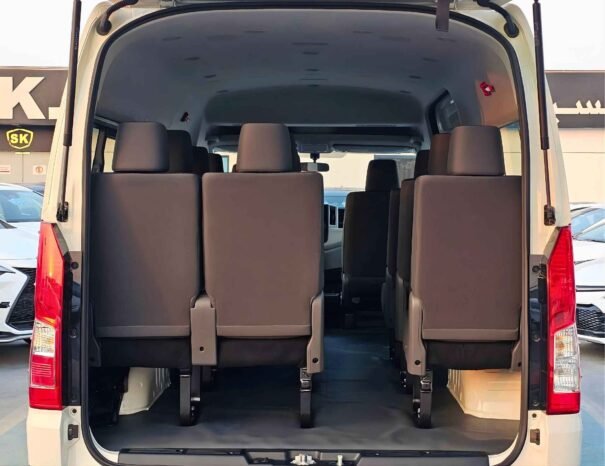 TOYOTA HIACE HIGHROOF 2026 ESSENCE V6 3,5 L A/T