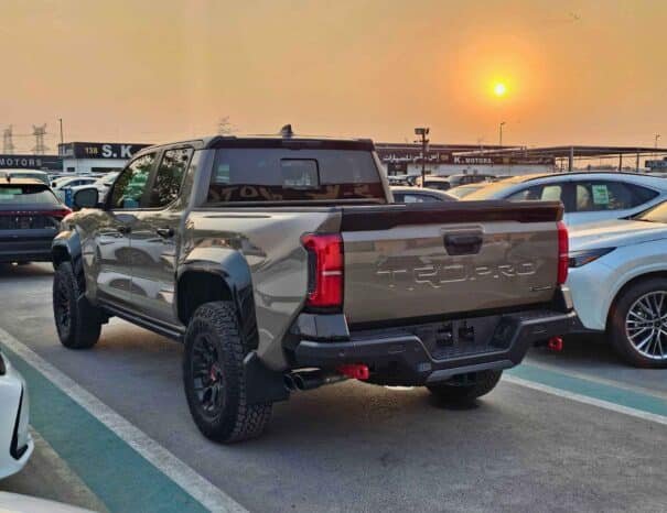 TOYOTA TACOMA DUAL TONE TRD PRO HYBRID iFORCE MAX 2025 PETROL V4 2.4L A/T