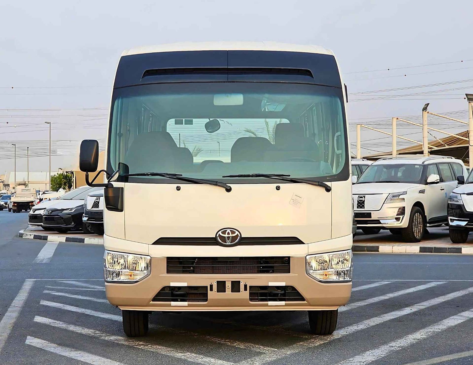 TOYOTA COASTER 23-СТР. ДВУХЦВЕТНЫЙ 2025 БЕНЗИН 2.7 Л V4 МКПП