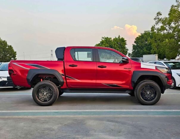 TOYOTA HILUX GR SPORT DUAL TONE 2025 PETROL 4.0L V6 A/T