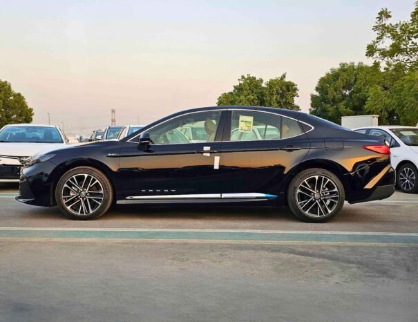 TOYOTA CAMRY LE 2025 HYBRID 2.5L V4 A/T