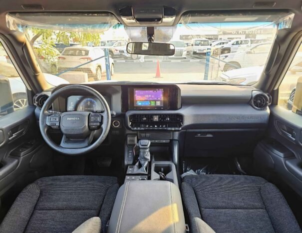 TOYOTA LANDCRUISER PRADO LC250 URBAN 2024 PETROL V4 2.4L A/T