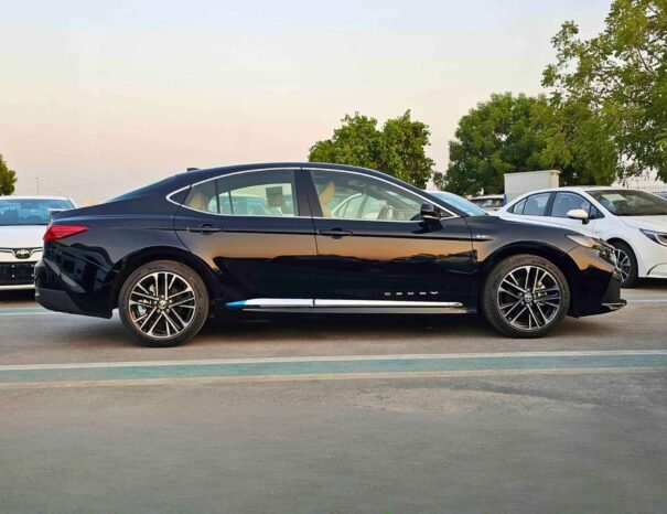 TOYOTA CAMRY LE 2025 HYBRID 2.5L V4 A/T