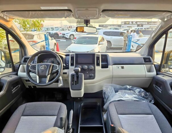 TOYOTA HIACE HIGHROOF 2026 ESSENCE V6 3,5 L A/T