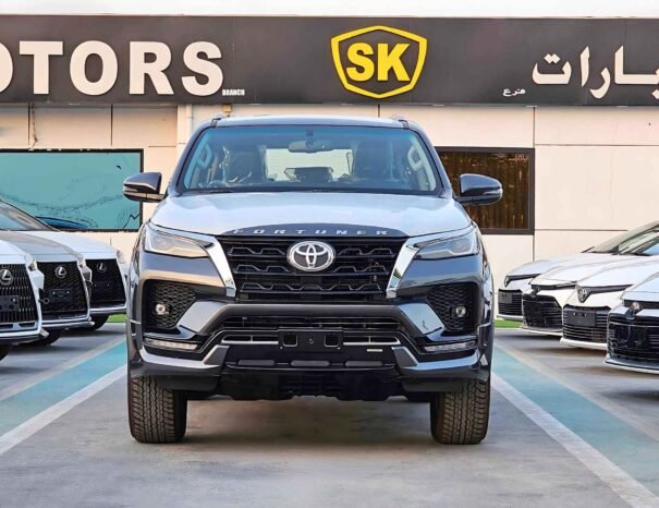 TOYOTA FORTUNER SR5 ADVENTURE 2025 БЕНЗИН V6 4.0L A/T
