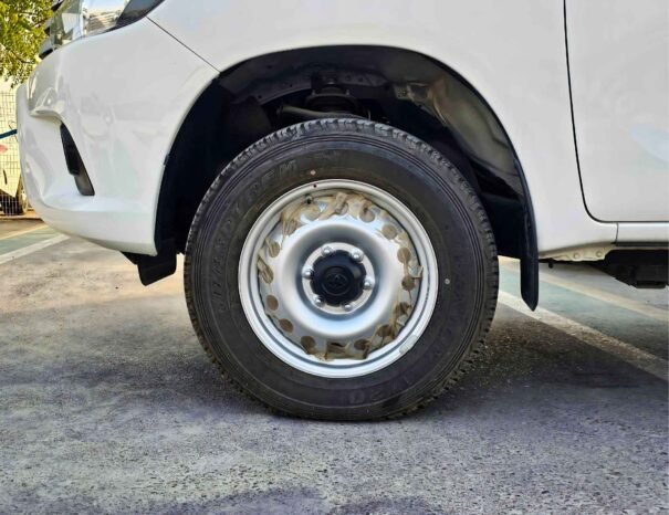 TOYOTA HILUX GLG NARROW BODY 2024 PETROL V4 2.7L M/T