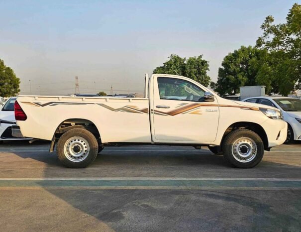 TOYOTA HILUX GLG NARROW BODY 2024 PETROL V4 2.7L M/T