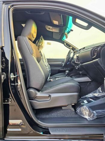 TOYOTA HILUX Image 8