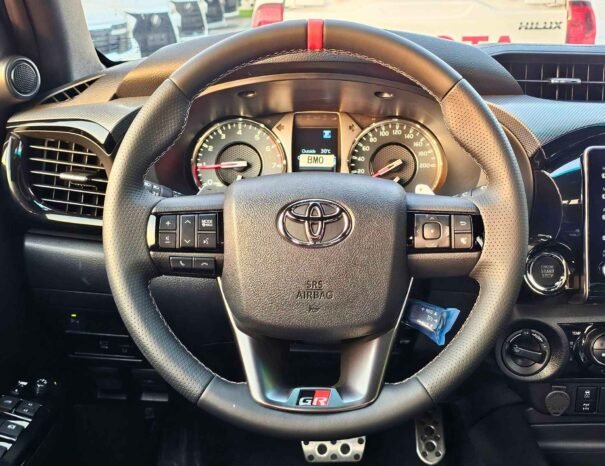 TOYOTA HILUX GR SPORT EURO 4 2025 БЕНЗИН V6 4.0L A/T
