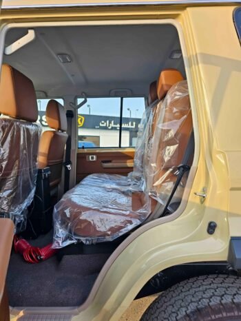 TOYOTA LANDCRUISER HARD-TOP Image 4