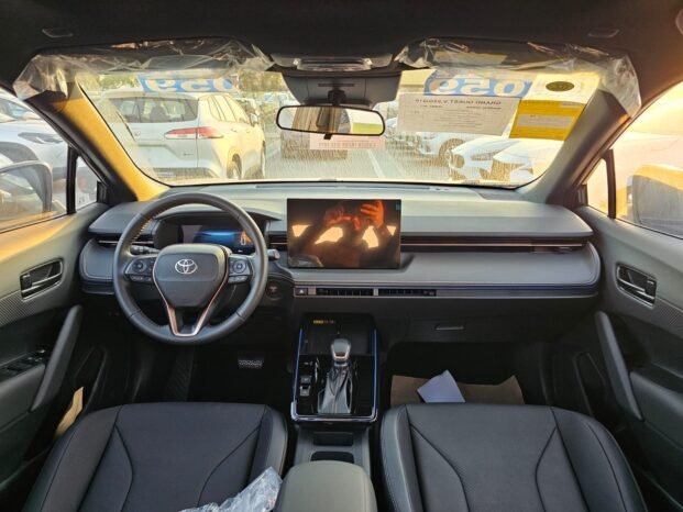 TOYOTA FRONTLANDER Image 2