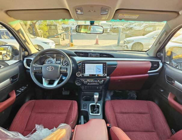 TOYOTA HILUX SR5 WIDE BODY 2025 DIESEL V4 2.4L A/T