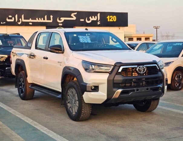 TOYOTA HILUX ADVENTURE 2025 PETROL V6 4.0L A/T