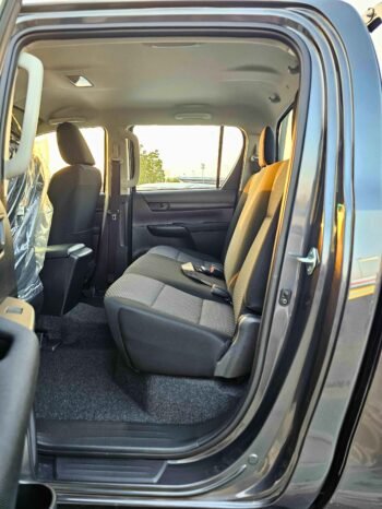 TOYOTA HILUX Image 5