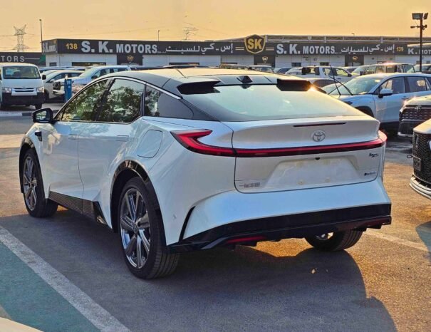 TOYOTA BZ5 630 MAX ELECTRIC WITH CHARGER 2025