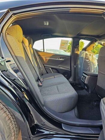 TOYOTA CAMRY Изображение 5