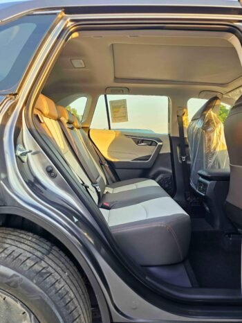 تويوتا راف فور الصورة 6