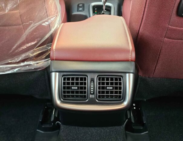 TOYOTA HILUX SR5 WIDE BODY 2025 DIESEL V4 2.4L A/T