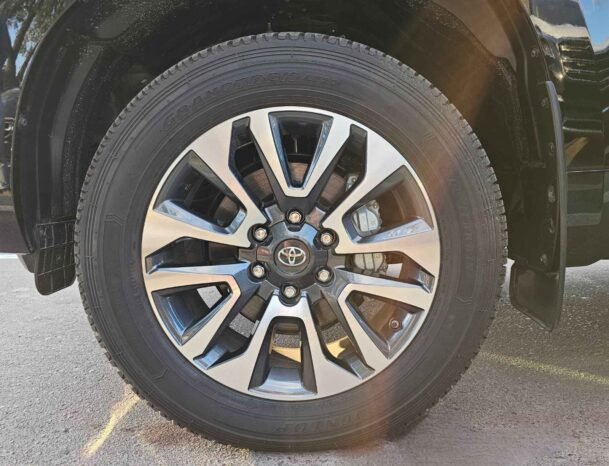 تويوتا برادو برادو GXR 2023 بنزين V6 سعة 4.0 لتر A/T